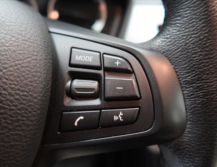 BMW X1 SUV 2,0 l 110 kw