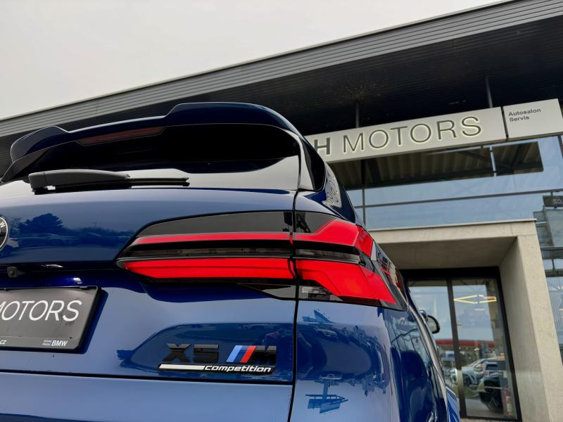 BMW X5 SUV 4,4 l 460 kw