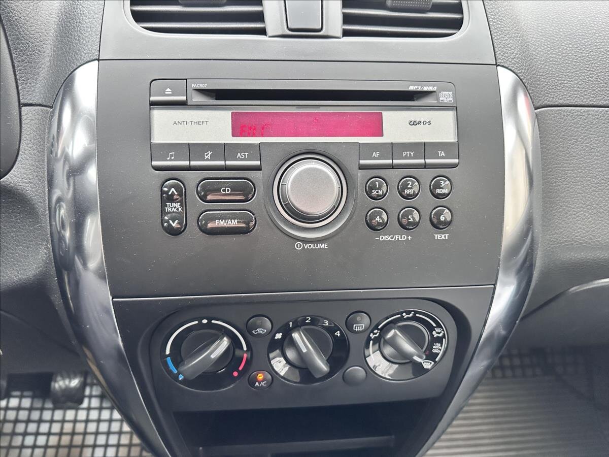 Fiat Sedici Hatchback 1,6 l 88 kw