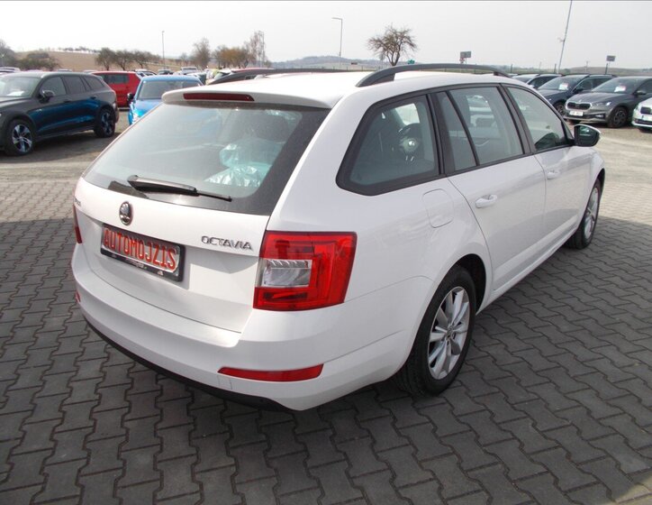 Škoda Octavia Kombi 2,0 l 110 kw