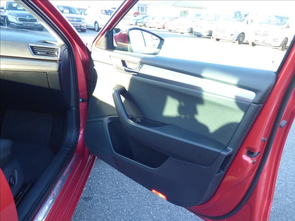 Škoda Superb Kombi 2,0 l 110 kw