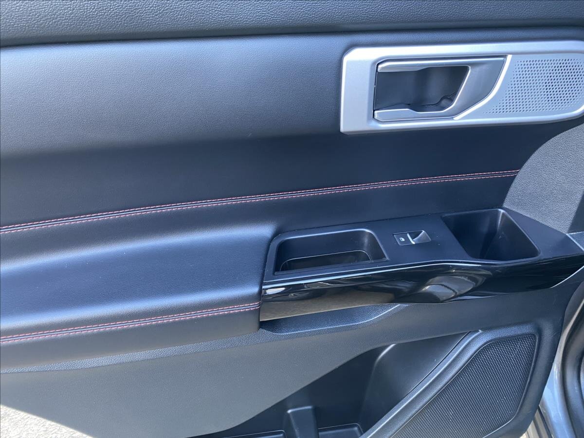 Ford Explorer SUV / Terénní 3,0 l 267 kw