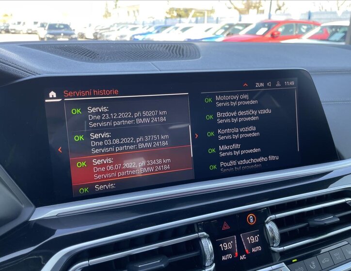 BMW X7 SUV / Terénní 3,0 l 195 kw