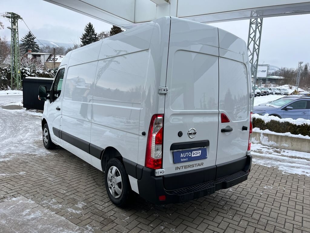 Nissan Interstar Skříň 2,3 l 100 kw