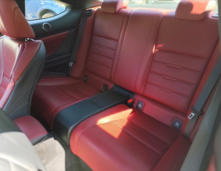 Lexus RC 300h Kupé 2,5 l 133 kw