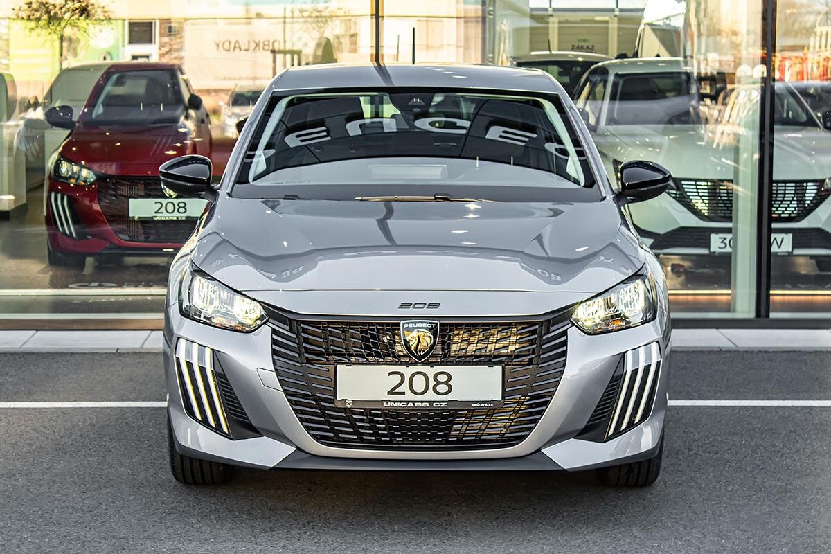 Peugeot 208 Hatchback 1,2 l 81 kw