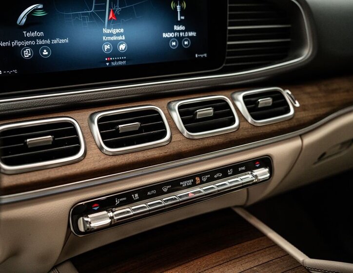 Mercedes-Benz GLE SUV / Terénní 2,0 l 180 kw