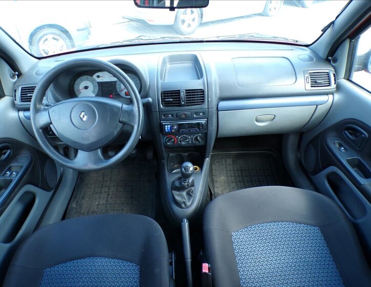 Renault Thalia Sedan / Limuzína 1,1 l 55 kw