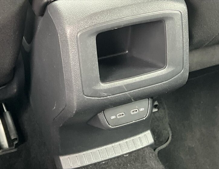 Volkswagen T-Cross Kombi 999,0 81 kw