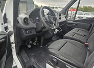 Mercedes-Benz Sprinter 7