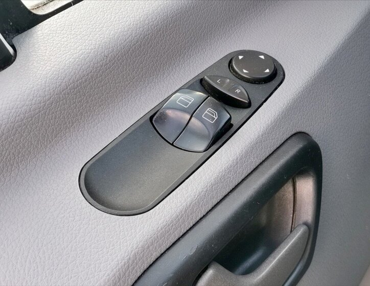 Volkswagen Crafter Ostatní 2,0 l 100 kw