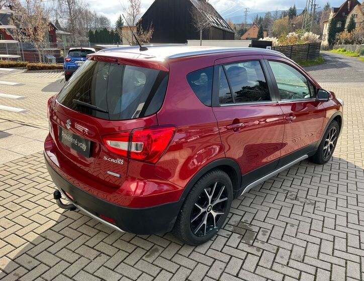Suzuki SX4 S-Cross 6