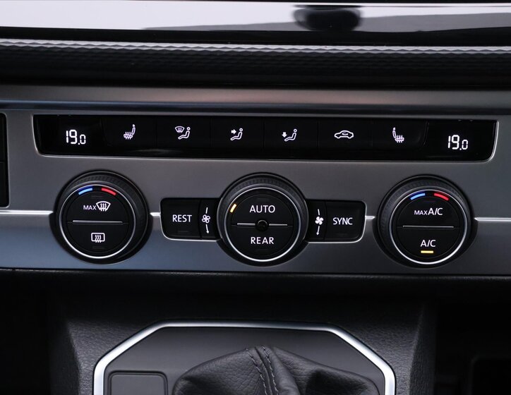 Volkswagen Multivan Kombi 2,0 l 146 kw