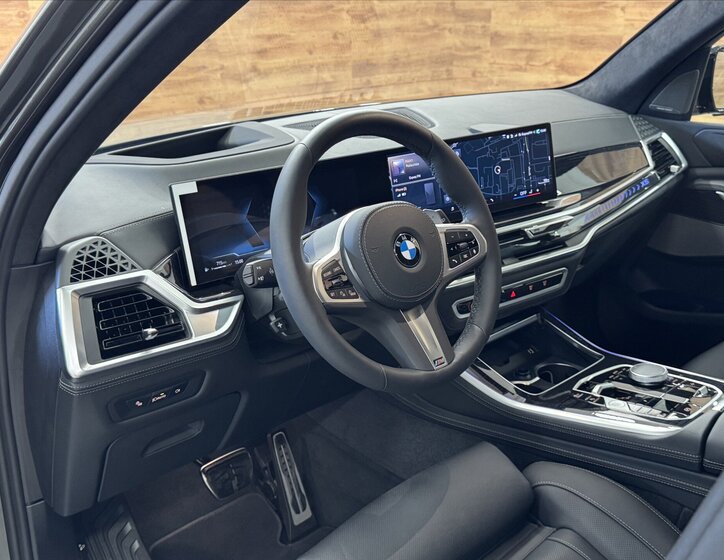 BMW X5 SUV 3,0 l 250 kw