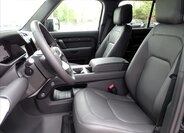 Land Rover Defender 11