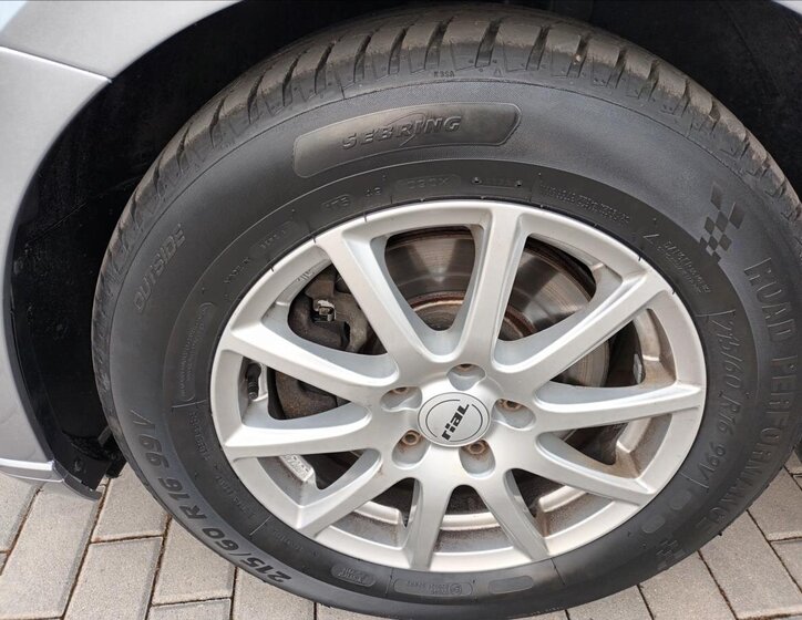 Volkswagen Passat Kombi 2,0 l 110 kw