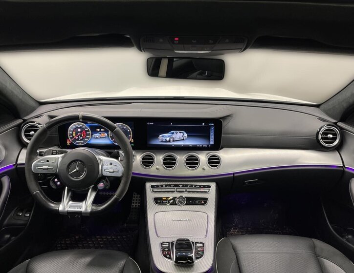 Mercedes-Benz Třídy E Kombi 4,0 l 450 kw