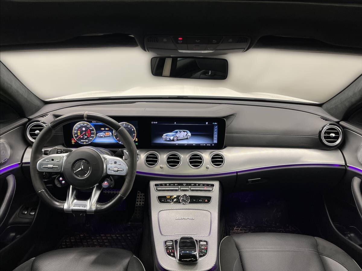 Mercedes-Benz Třídy E Kombi 4,0 l 450 kw