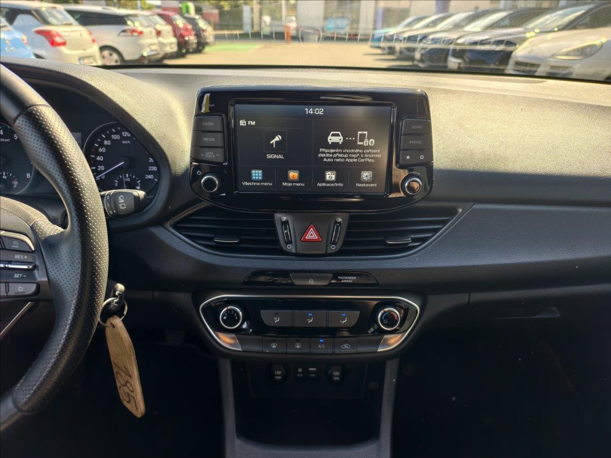 Hyundai i30 Kombi 1,4 l 103 kw