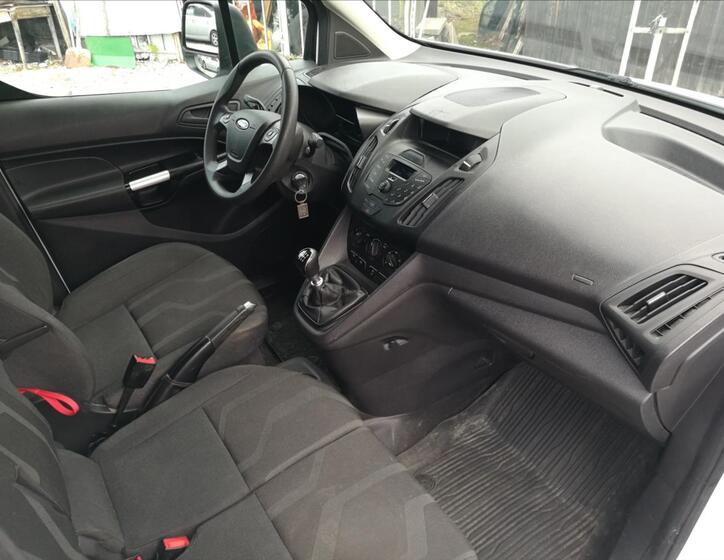 Ford Transit Connect 9