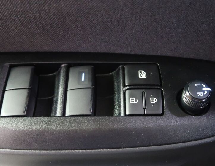 Toyota Yaris Cross 21