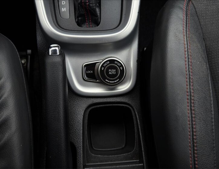 Suzuki Vitara SUV 1,4 l 103 kw