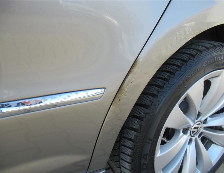 Volkswagen CC Sedan / Limuzína 2,0 l 103 kw