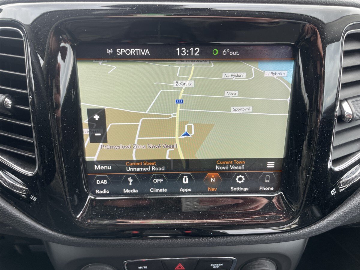 Jeep Compass SUV / Terénní 2,0 l 103 kw