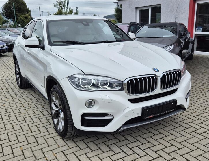 BMW X6 4