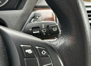 BMW X5 Kombi 3,0 l 180 kw