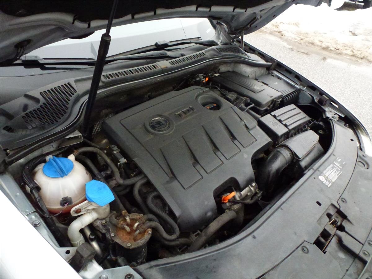 Škoda Superb Kombi 1,6 l 77 kw