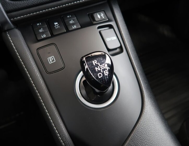 Toyota Auris Kombi 1,8 l 73 kw