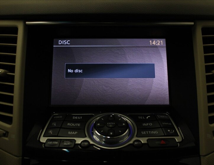 Infiniti QX70 SUV 3,0 l 175 kw