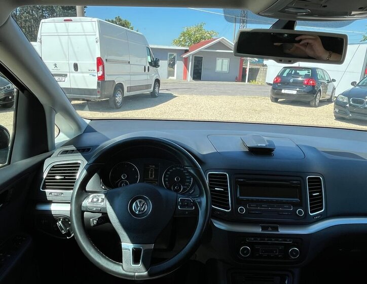 Volkswagen Sharan 24