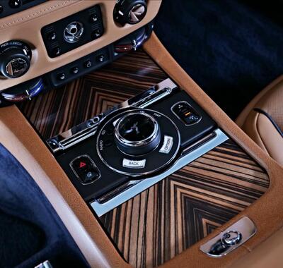 Rolls-Royce Wraith 26