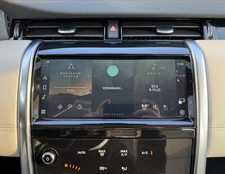 Land Rover Discovery Sport 17