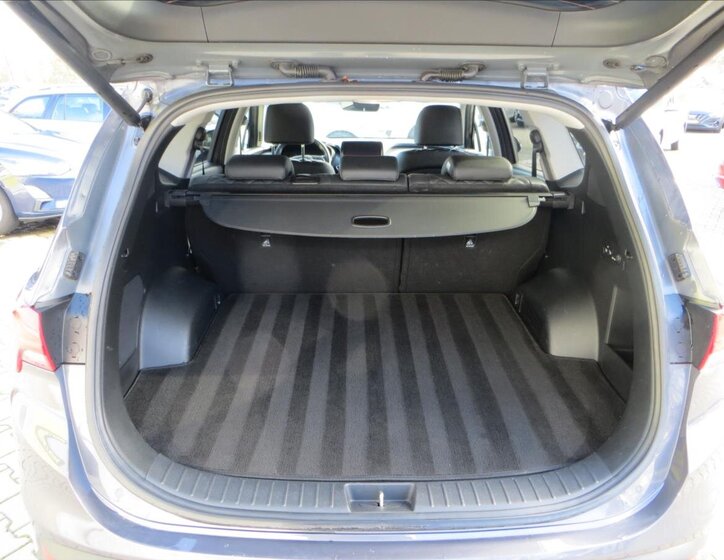 Hyundai Santa Fe SUV 2,2 l 142 kw