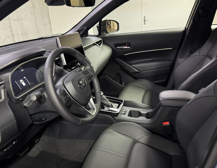 Toyota Corolla Cross 9