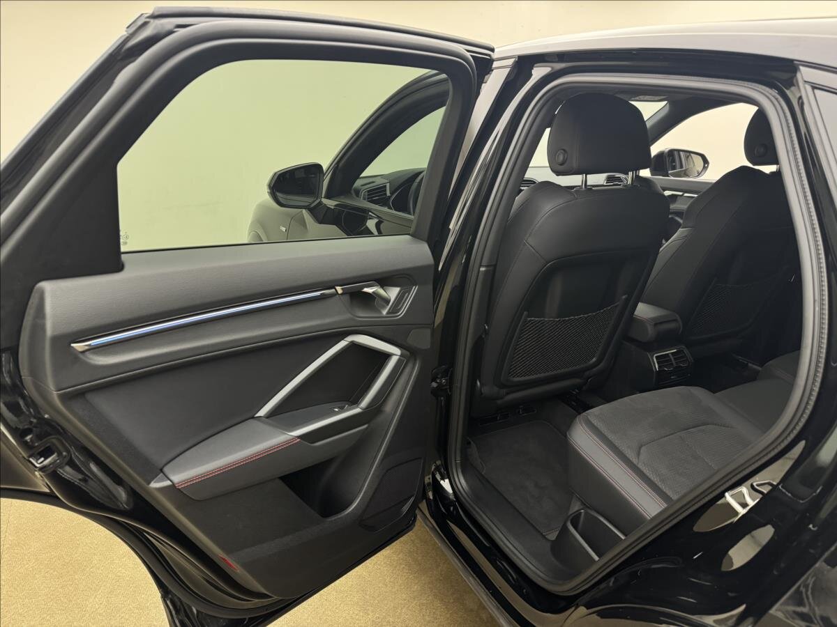 Audi Q3 SUV / Terénní 2,0 l 147 kw