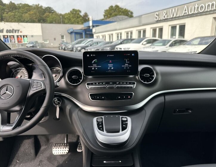 Mercedes-Benz Třídy V MPV 2,0 l 174 kw