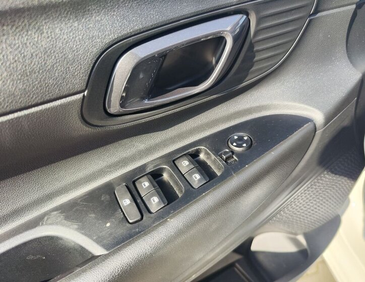 Hyundai i20 Hatchback 998,0 74 kw