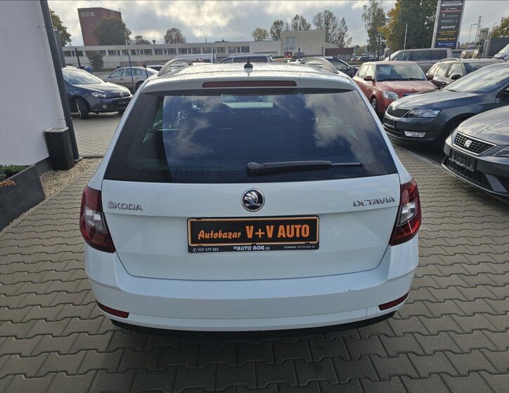 Škoda Octavia Kombi 2,0 l 110 kw