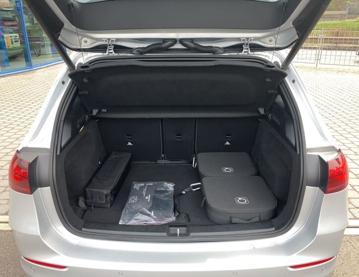 Mercedes-Benz Třídy B MPV 1,3 l 120 kw