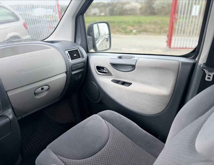 Peugeot Expert MPV 2,0 l 120 kw