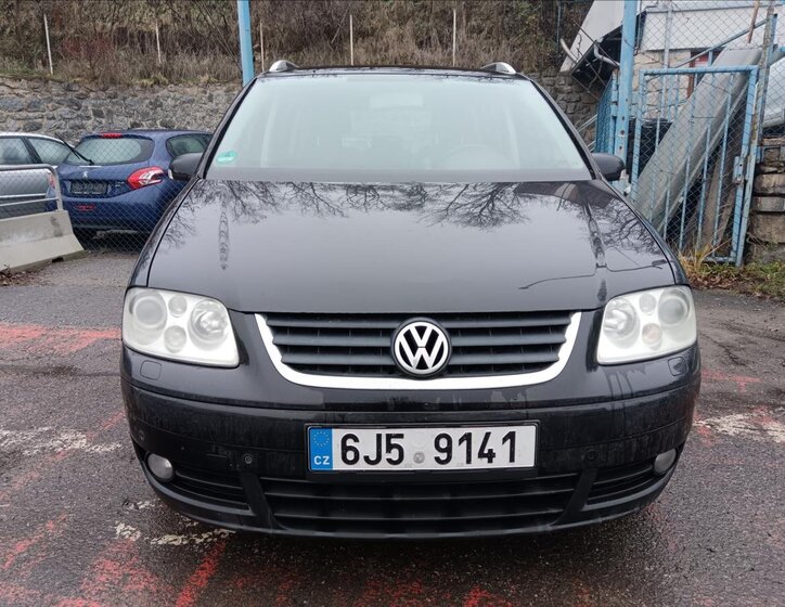 Volkswagen Touran 2