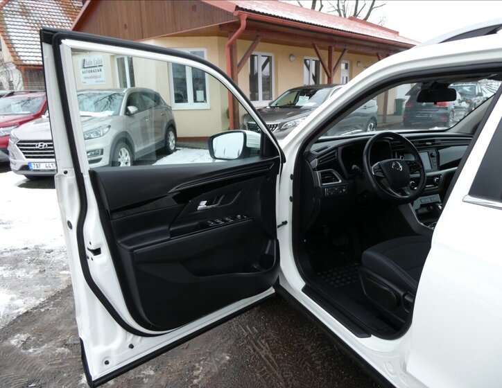 SsangYong Korando SUV 1,5 l 120 kw