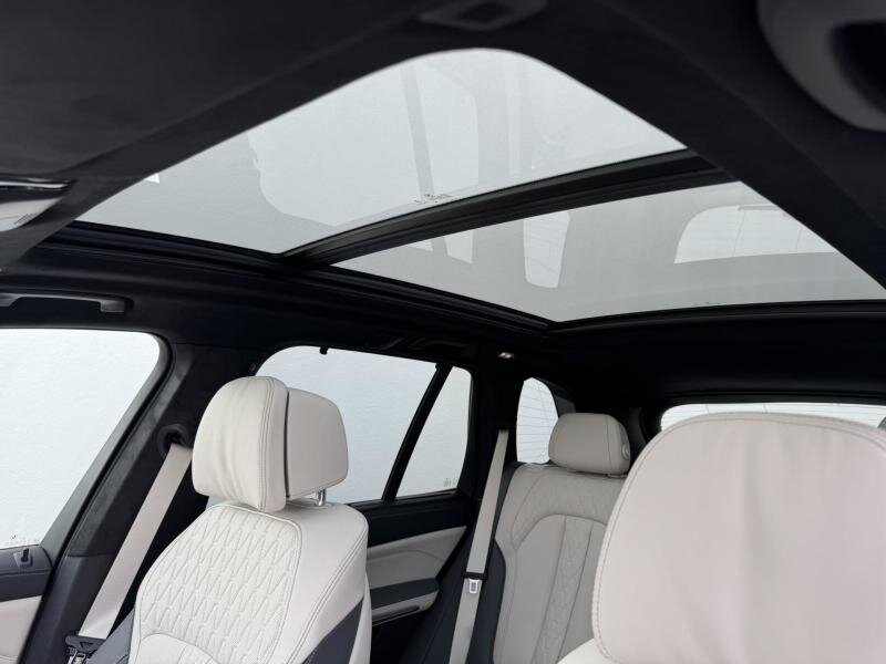 BMW X5 SUV / Terénní 3,0 l 250 kw