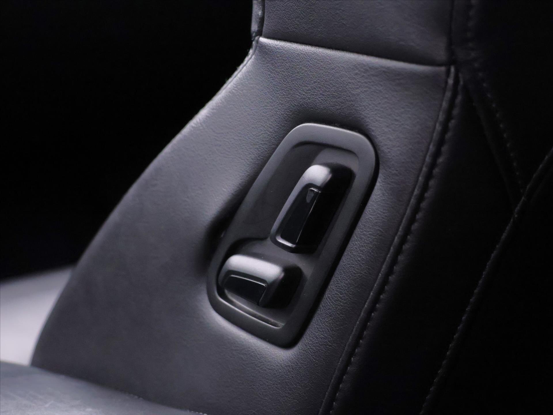 Škoda Superb Liftback 2,0 l 140 kw