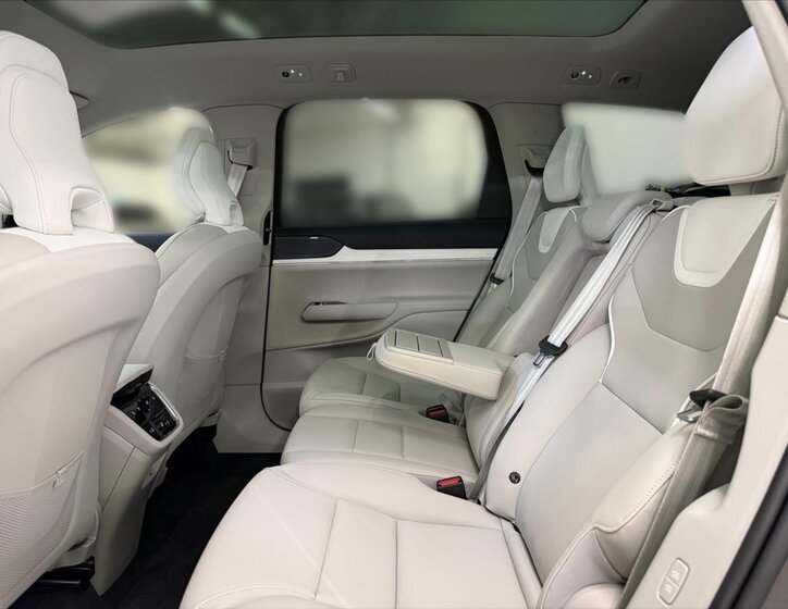 Volvo EX90 SUV / Terénní 0,0 380 kw