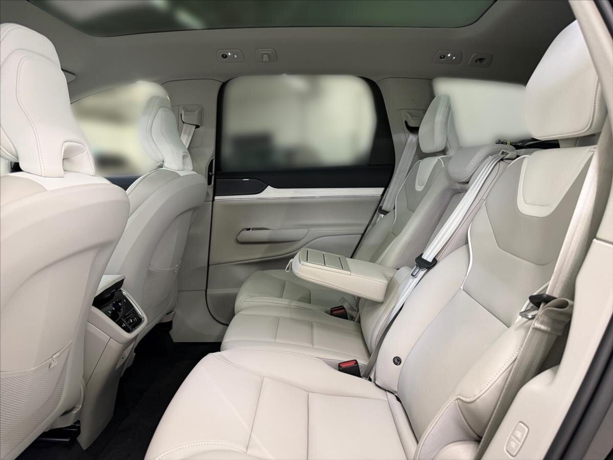 Volvo EX90 SUV / Terénní 0,0 380 kw